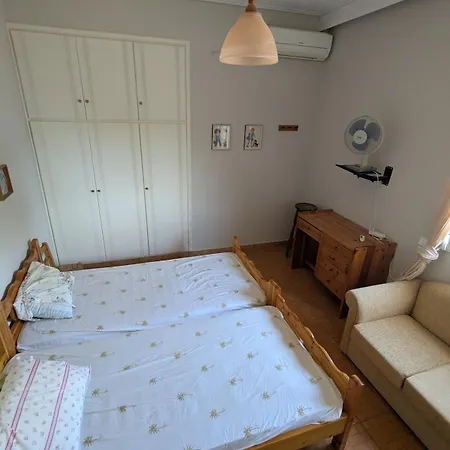 Comfortable Waterfront